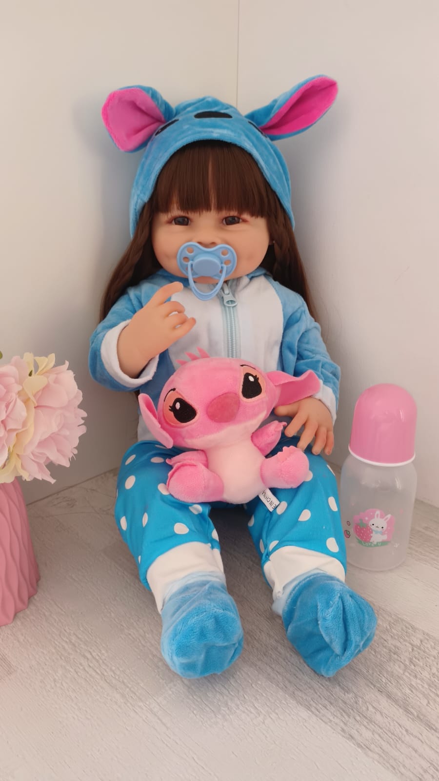 Muñeca Reborn vinilo Camila edición Stitch - Imagen 3