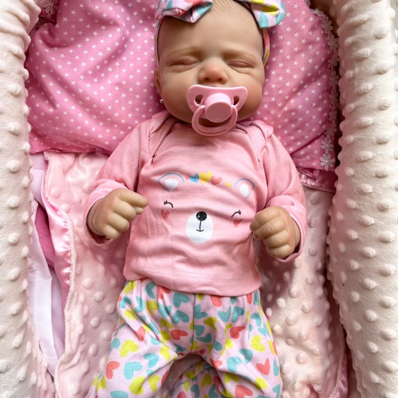 Muñeca de tela Elena